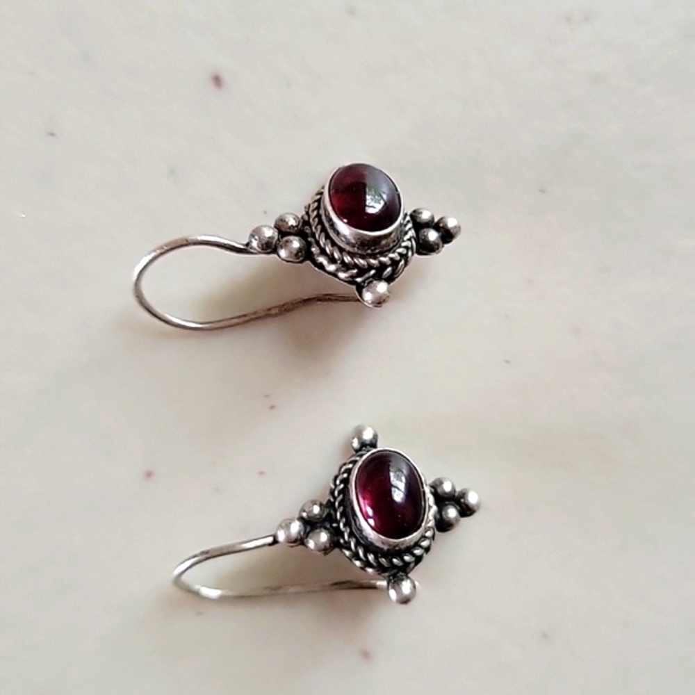 Stunning Vintage Amethyst Sterling Silver Earrings